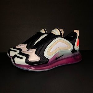 Sold Nike Air Max 720 Black Fossil Pistachio